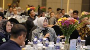 GM-PLN-UIW-Babel-Ira-Savitri-membangun-diskusi.jpg