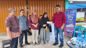 Ketua-Komisi-II-Dody-saat-memantau-kegiatan-UPTD.jpg