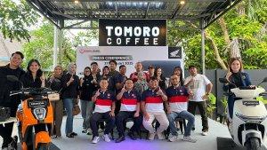 Launching-Honda-Icon-e-nee.jpg