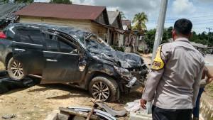 bangka/Mobil-Pajero-Kecelakaan-Tabrak-Tiang-Listrik.jpg