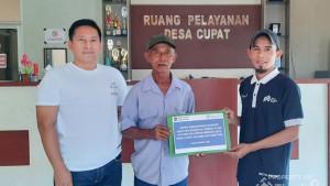PT-Timah-bantuk-peternar-ayam-di-Desa-Cupat.jpg
