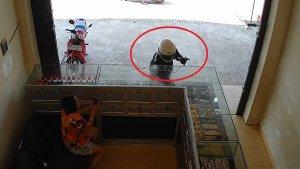 Perampokan-toko-emas-payung-di-Kecamatan-Payung.jpg