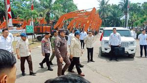 Presiden-Prabowo-di-Gudang-Tinindo.jpg