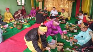 Ritual-Rebo-Pusaka-di-Desa-Jering.jpg