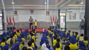 SDIT-Biruni-Pemali-saat-belajar-tertib.jpg