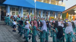 Siswa-SD-Negeri-51-Pangkalpinang-senam.jpg