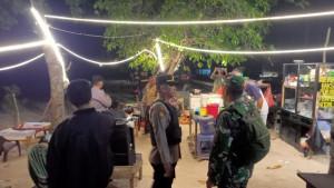Tim-Gabungan-Patroli-di-Pantai-Pasir-Padi-neee.jpg