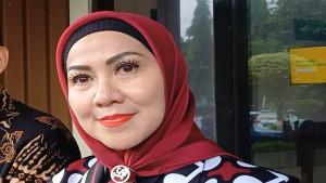 Venna-Melinda-galau.jpg