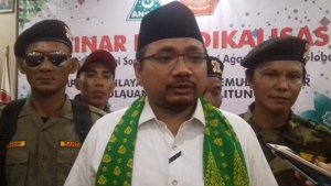 ketum-gp-ansor-h-yaqut-cholil-qoumus_20171017_205622.jpg