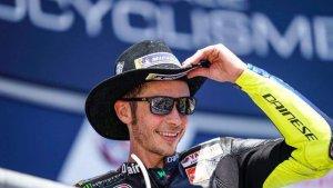 pembalap-tim-monster-energy-yamaha-valentino-rossi-okee.jpg