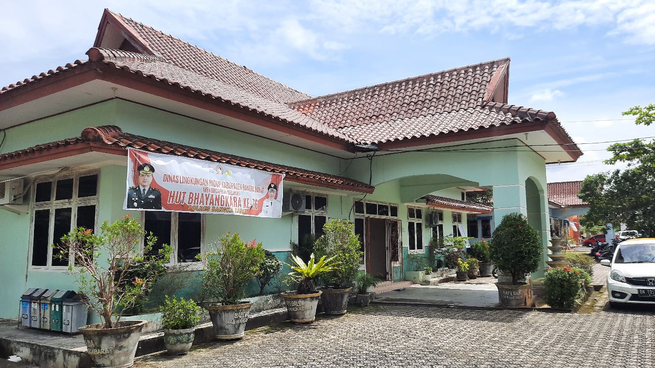 Sulit Diminta Keterangan Terkait Sampah, Kadin dan Kabid DLH Bangka Barat Saling Lempar