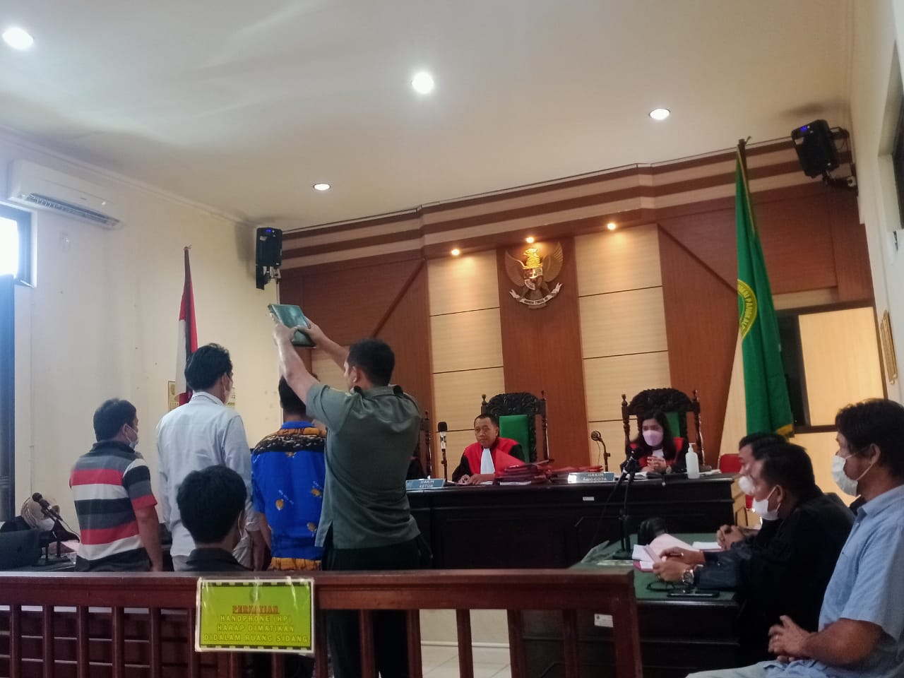 20221108-pengadilan.jpg