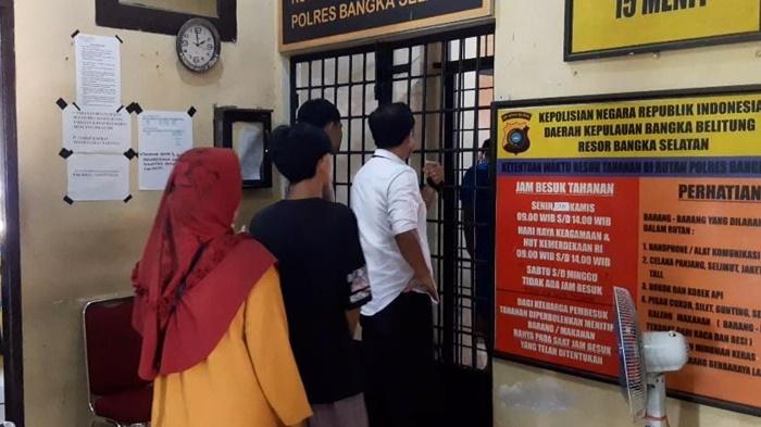 20230515-Pelaku-AS-16-saat-dilakukan-pemeriksaan.jpg