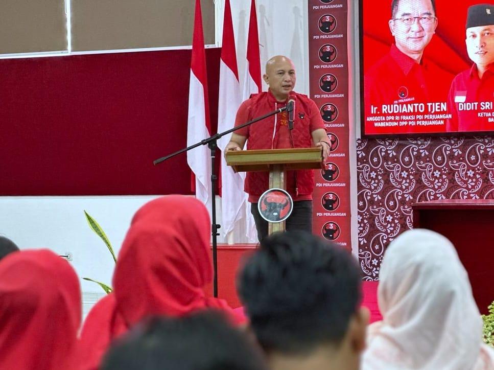PDI Perjuangan Buka Komunikasi dengan Hidayat Arsani dan Erzaldi, Siapa Calon Internal?