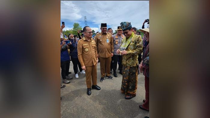 Layanan Tanpa Kedip, PLN Sukseskan Kunjungan Mendes PDTT di Bangka Belitung