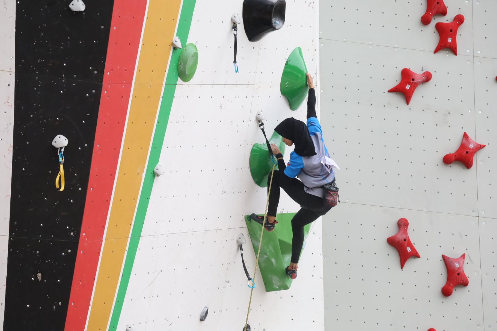 20240915-Atlet-panjat-tebing-Nur-Diatul-Jannah.jpg