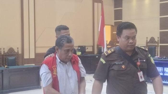 Terpidana Kasus Korupsi, Status ASN Aswan Mantan Camat Sungailiat Segera Dicabut