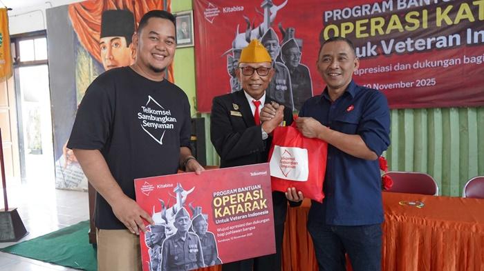 Telkomsel dan Kitabisa Gelar Program 'Visi untuk Pahlawan', Bantu Veteran Operasi Katarak