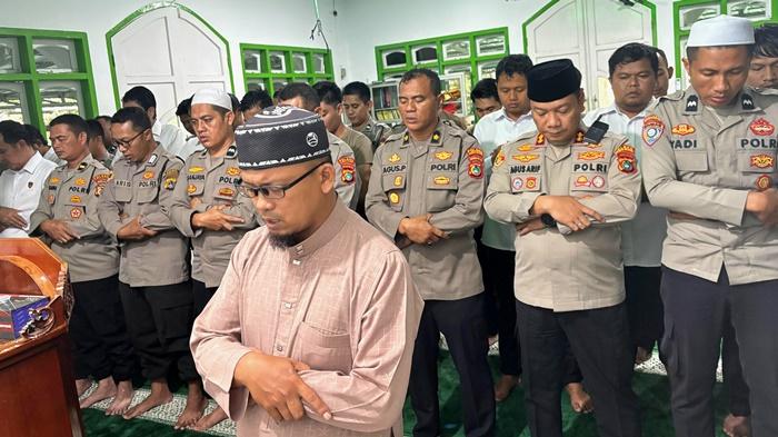 20251201-DOA-BERSAMA-Kapolres-Bangka-Selatan-AKBP-Agus-Arif-Wijayanto-ketika-12.jpg