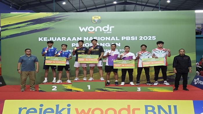 20251223-UKIR-PRESTASI-Ganda-putra-bulutangkis-Provinsi-Bangka-Belitung-Josia.jpg