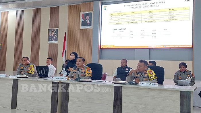 20251230-KONFERENSI-PERS-Kapolres-Bangka-Selatan-AKBP-Agus-Arif-Wijayanto-ketika-12.jpg