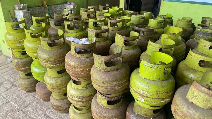 20260118-Foto-ilustrasi-tumpukan-tabung-gas-LPG-3.jpg