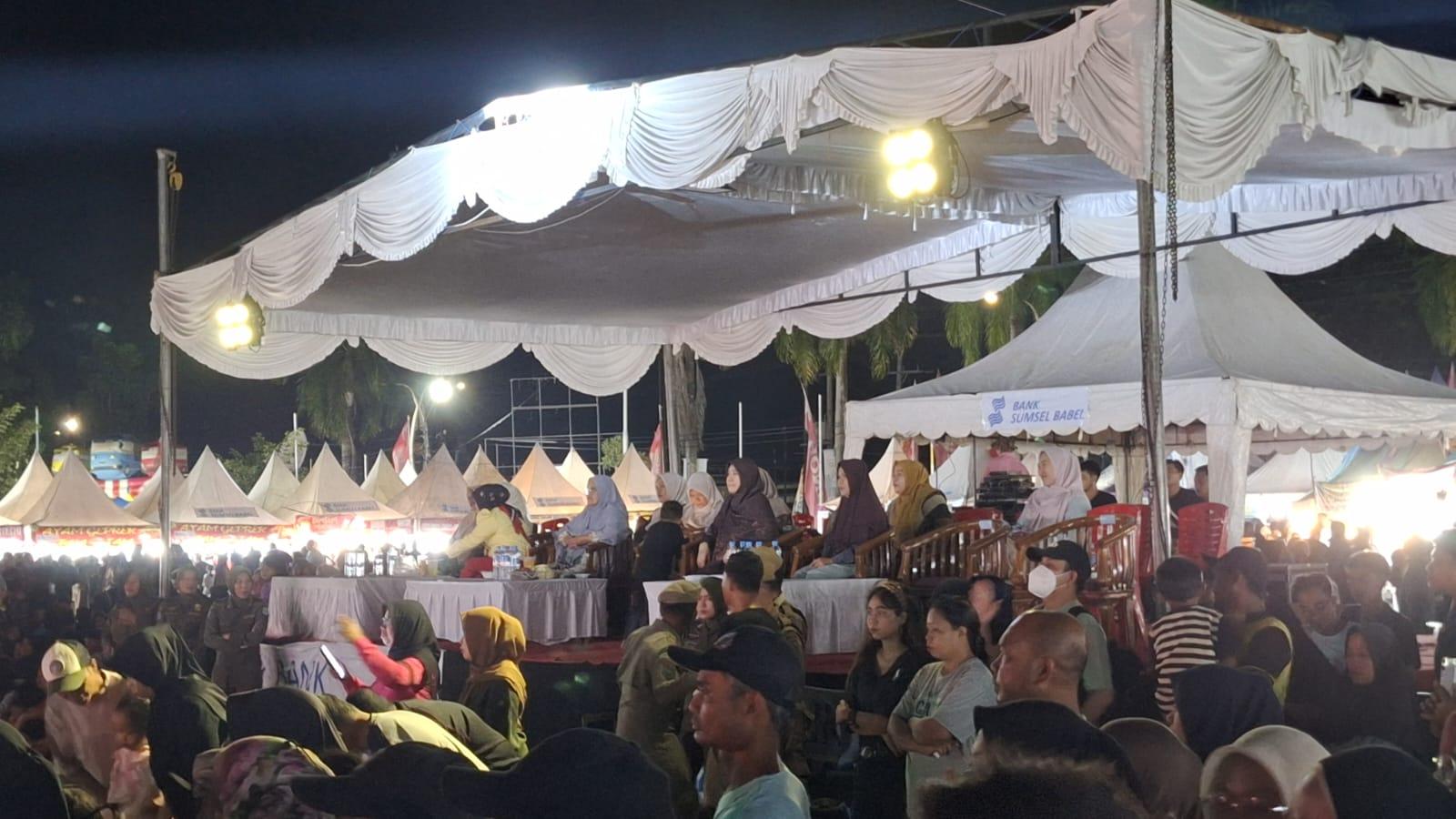 Malam Hiburan Rakyat HUT ke-260 Tahun Kota Sungailiat Hanya Dihadiri Istri-istri Pejabat