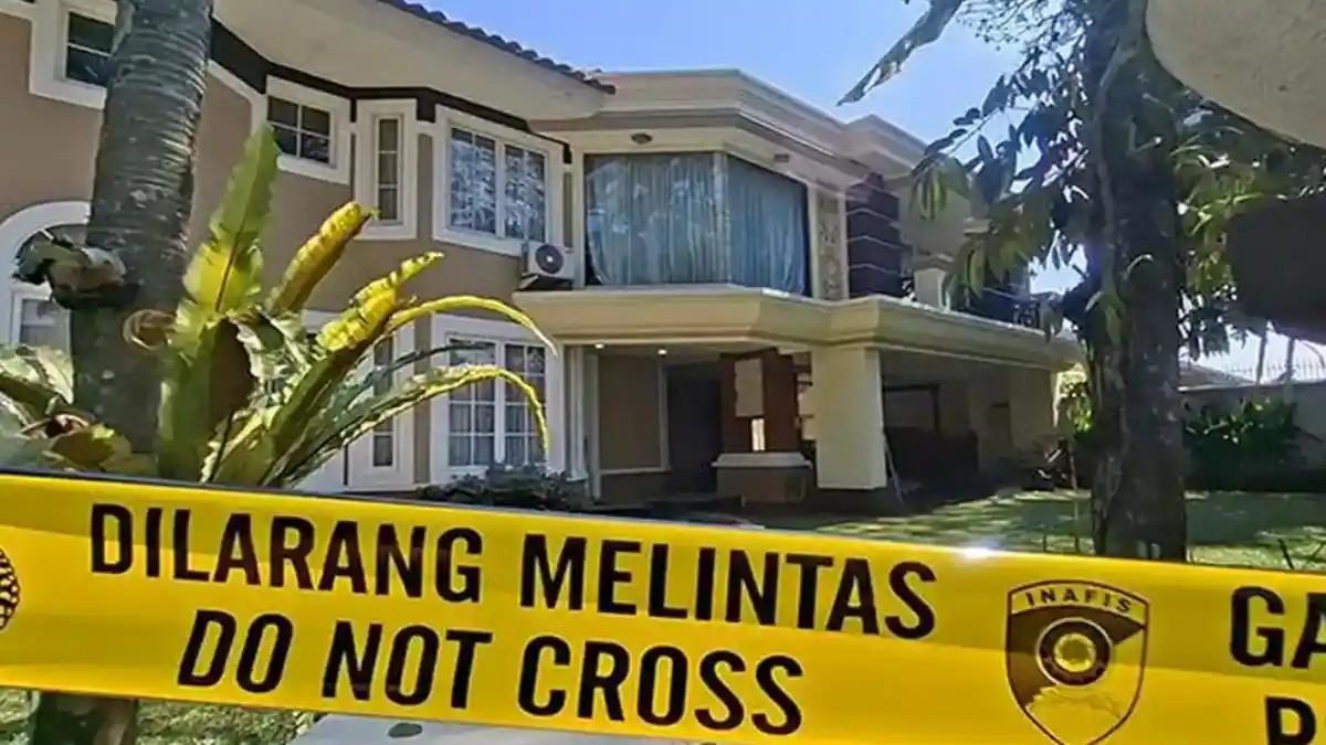 Siapa Pemilik Misterius Rumah Mewah di Sentul yang Digeledah dan Ditemukan 74 Kg Emas Batangan - Bangkapos.com