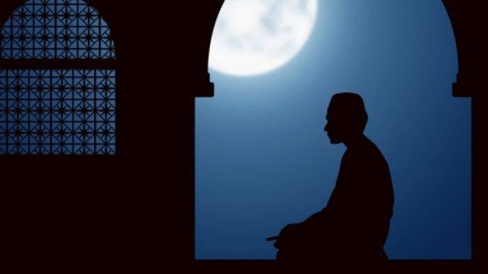 8-keutamaan-sholat-tahajud-di-malam-ramadhan.jpg