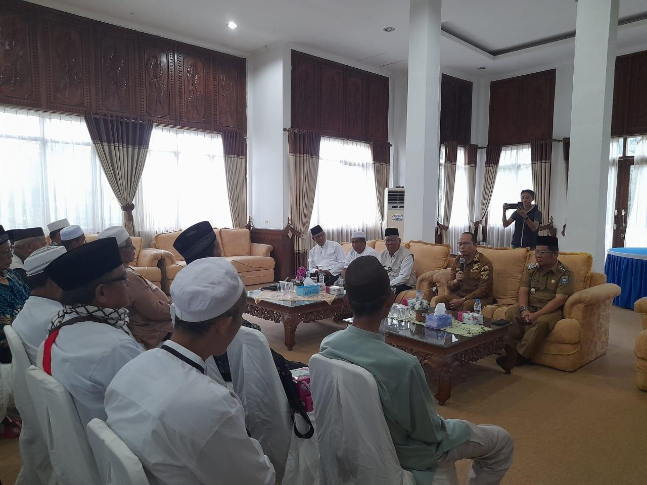 bangka/Bupati-Bateng-Algafry-temu-ulama.jpg