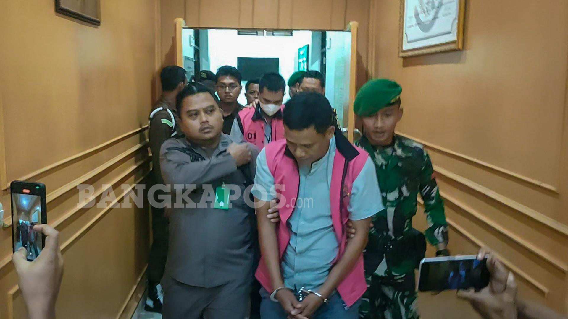 Dua-tersangka-korupsi-tanah-di-Bangka-Selatan-ne.jpg