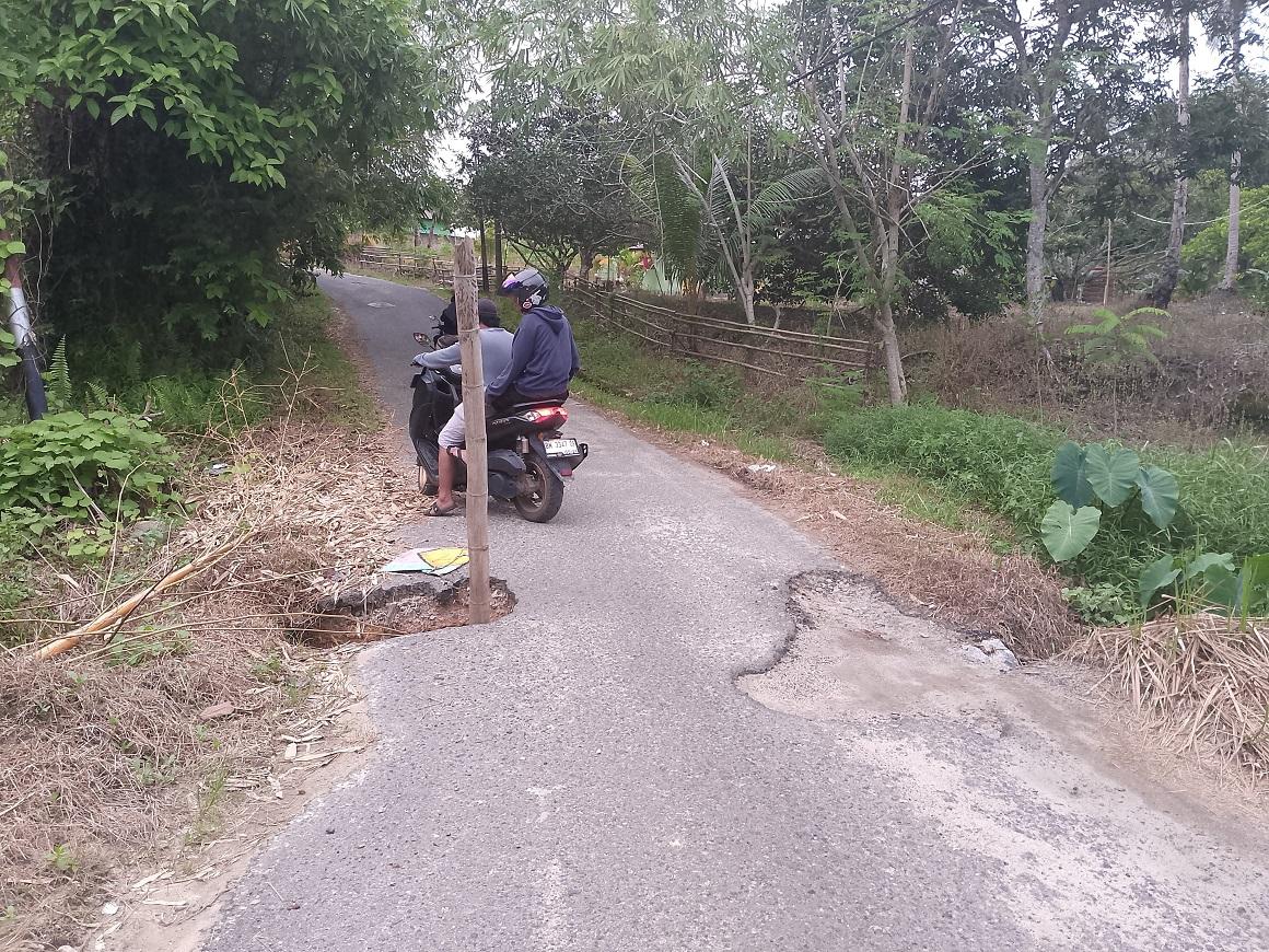 bangka/Jalan-Rusak-di-Cit.jpg