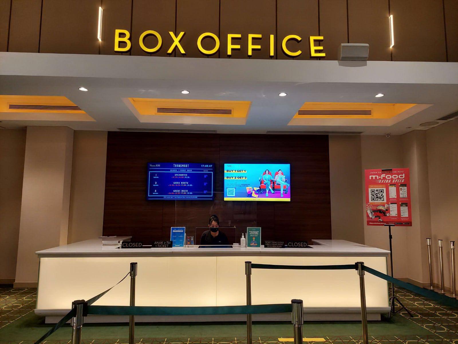 Loket-BoxOffice-Bioskop-XXl-Transmart-Pangkalpinang-BangkaposcomAndini-Dwi-Hasanah.jpg