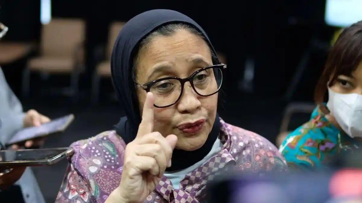 Nanik-S-Deyang-Kepala-Badan-Gizi-Nasional-BGN-menggantikan-Dadan-Hindayana.jpg