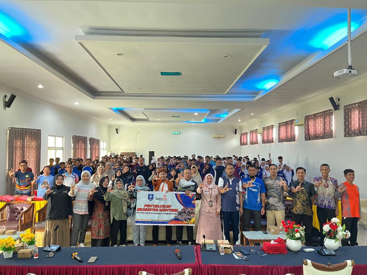Sinergi Dinas Pendidikan Prov Babel dan Lazismu Hadirkan Beasiswa Mentari, Pelajar Raih Harapan Baru
