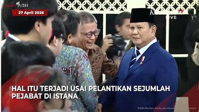 Rocky Gerung Hadiri Pelantikan Menteri di Istana, Candaan Prabowo soal 'Disiden' Jadi Viral
