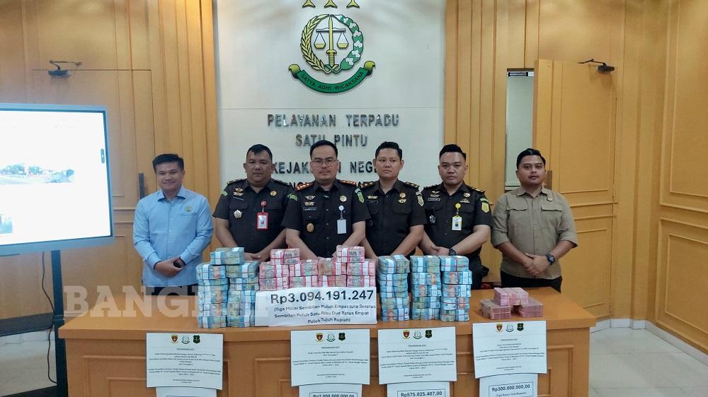 Uang-korupsi-timah-disita-jaksa.jpg