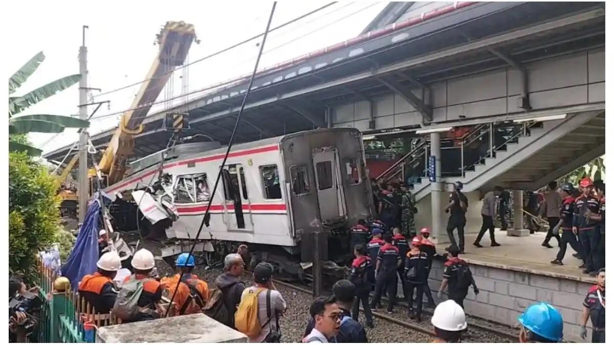 Korban Tewas Kecelakaan Kereta di Bekasi Timur Bertambah Jadi 16 Orang, 91 Penumpang Luka