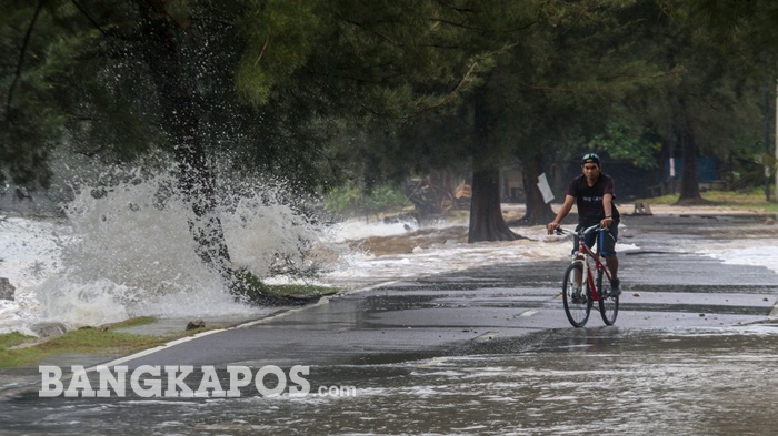 BMKG Keluarkan Peringatan Dini, Potensi Gelombang Tinggi hingga 4 Meter pada 12-15 Desember 2025