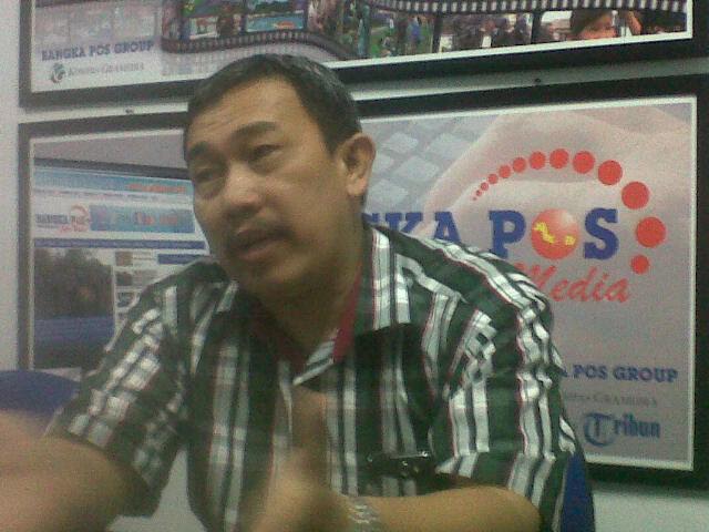 Erekt jinsiy olatni pastga qaratib Uy qurgan swingerlar porno rasmlar