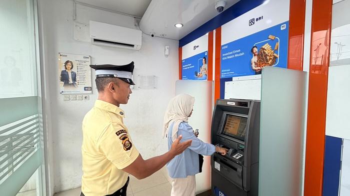 Cara Tarik Tunai Tanpa Kartu di ATM BRI, Cukup Lewat BRImo Transaksi Jadi Makin Sat Set - Bangkapos.com