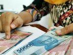 Cara Cek BLT Rp 900 Ribu Cair Hari Ini, Seskab Teddy Sebut Sudah Dapat Diambil