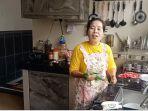 Cerita Dewi, TKW Malaysia Ini Bagikan Cara Masak Simpel, Pucuk Ubi dan Tahu Goreng Kecap