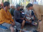 20240528-22-penyandang-disabilitas-mendapatkan-bantuan-kaki-palsu.jpg