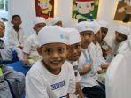 20240711-Senyum-kegembiraan-anak-anak-peserta-khitan.jpg<pf>20240711-GM-PLN-UIW-Babel-paling-kanan-beserta-Ketua-PIKK-PLN-Babel1.jpg<pf>20240711-Dari-kanan-ke-kiri-baris-belakang-Amil-YBM-PLN-Babel-Husni.jpg<pf>20240711-Baris-depandDari-kiri-ke-kanan-Ketua-YBM-PLN-Babel-Adhi-Setiawan.jpg