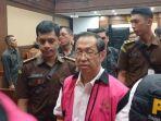 20250317-Tamron-alias-Aon-terdakwa-korupsi-timah.jpg