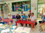 20250424-DISKUSI-Manajer-PLN-UP3-Bangka-Muhammad-Taufik-rompi-biru-di-tengah.jpg<pf>20250424-KUNJUNGI-TK-Manajer-PLN-UP3-Bangka-Muhammad-Taufik.jpg