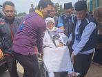 20250508-KLOTER-6-TIBA-DI-SRAMA-HAJI-Kedatangan-calon-jamaah-Haji-CHJ-Provinsi-Kepulauan-Bangka.jpg<pf>20250508-KLOTER-6-TIBA-DI-SRAMA-HAJI-Kedatangan-calon-jamaah-Haji-CHJ-Provinsi-Kepulauan.jpg