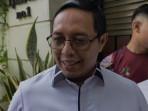 20250929-Hasan-Nasbi-sowan-ke-rumah-Jokowi.jpg