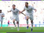 20251010-Aymen-Hussein-striker-Irak-merayakan-gol.jpg